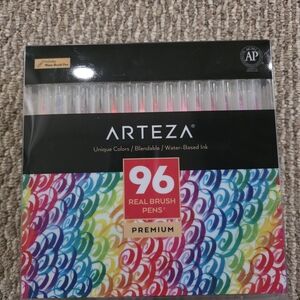 Versatile Watercolor Brush Pens Set